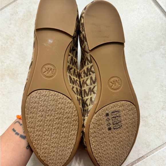 Michael Kors flats - Picture 3 of 3